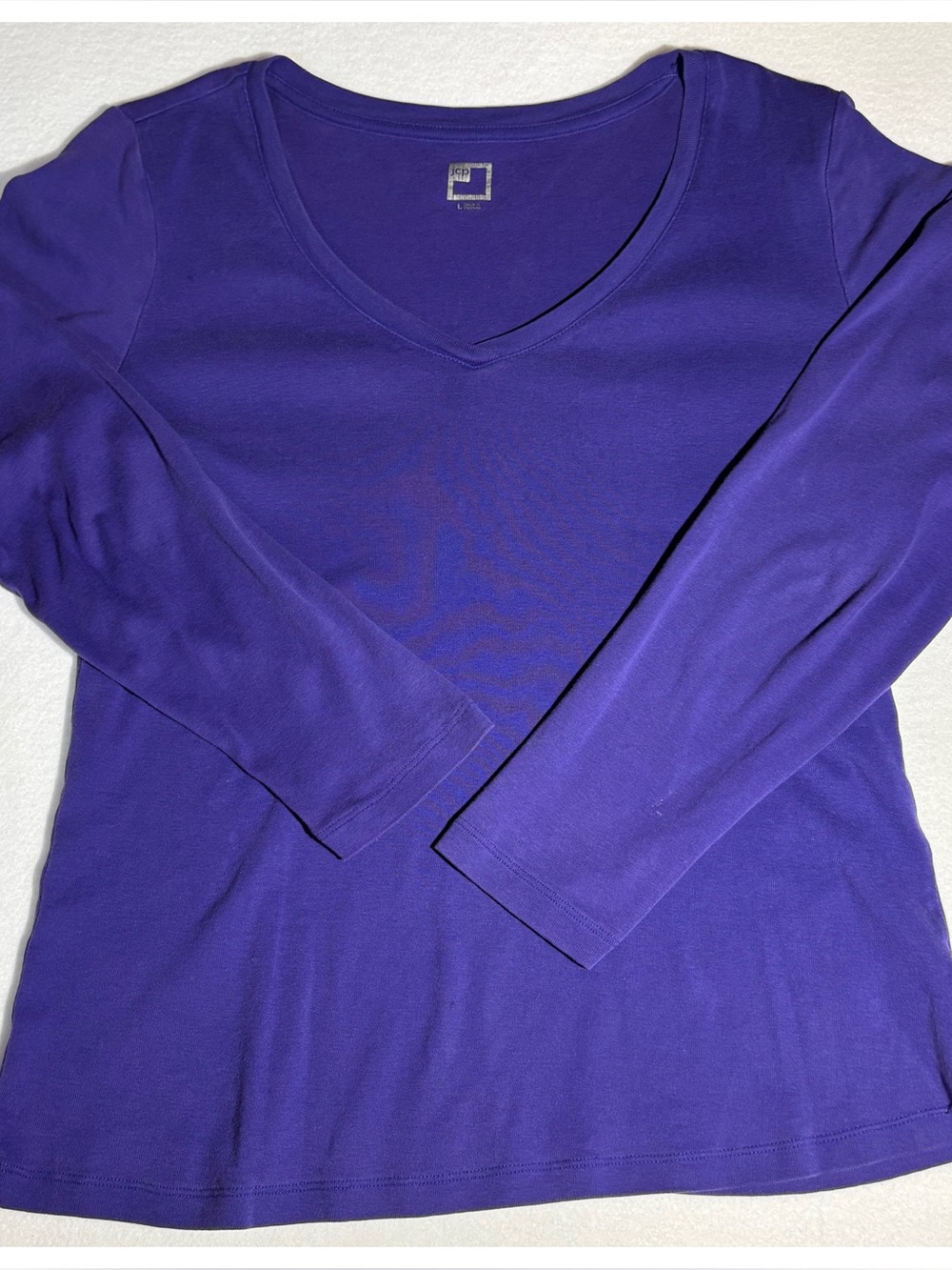 jcpenney Women's Purple Long Sleeve V-Neck Tee